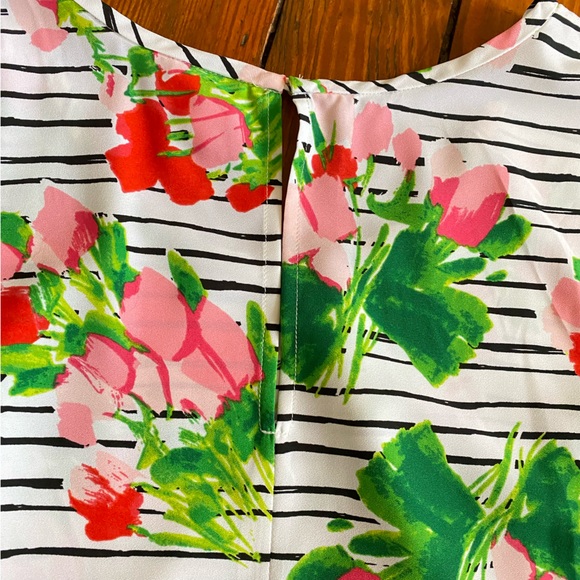 Floral Striped Blouse Tank Size Medium - Picture 6 of 11